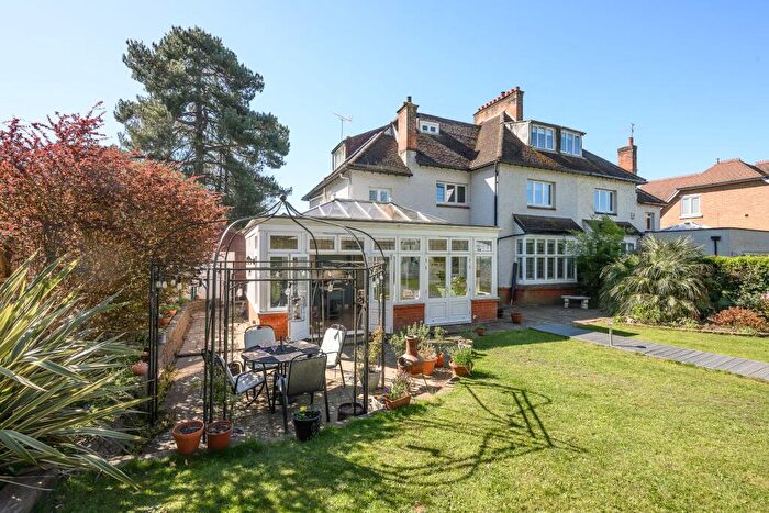 5 Bedroom Semi-Detached House For Sale In Red Lane, Claygate, Esher, Surrey, KT10