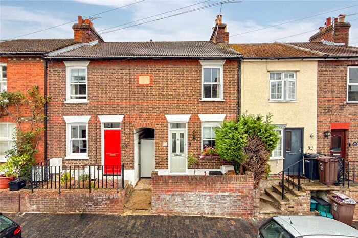 2 Bedroom Terraced House For Sale In Bardwell Road, St. Albans, Hertfordshire, AL1