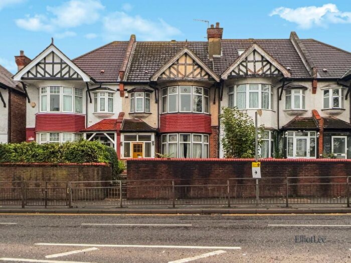 3 Bedroom Terraced House For Sale In Bessborough Road, Harrow, HA1
