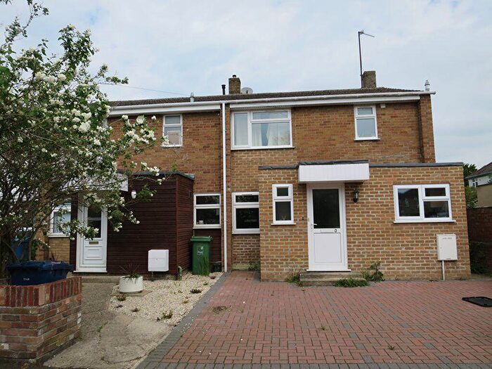 6 Bedroom House To Rent In Langley Close, OX3