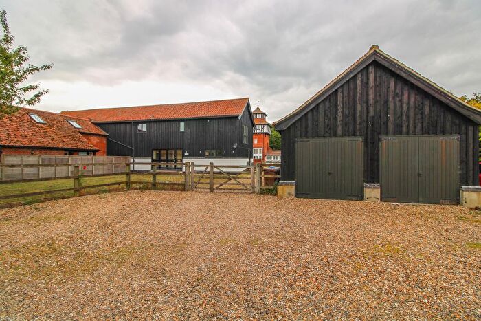 4 Bedroom Semi-Detached House To Rent In Herringswell, Bury St. Edmunds, IP28