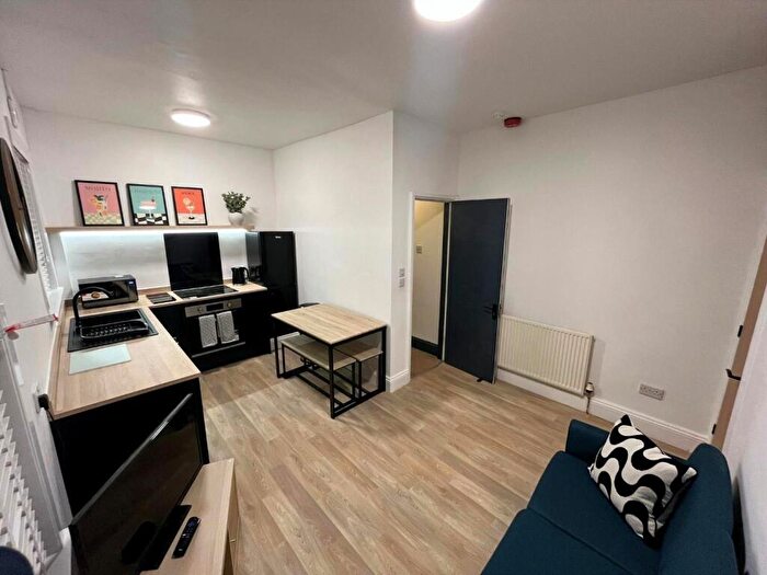 3 Bedroom House To Rent In Pearson Road, Plymouth, PL4