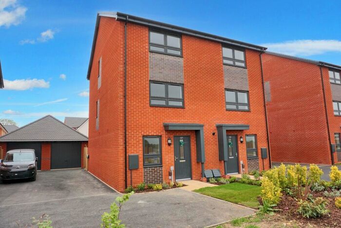 3 Bedroom Semi-Detached House To Rent In White Lias Way, Upper Lighthorne, Leamington Spa, Warwickshire, CV33