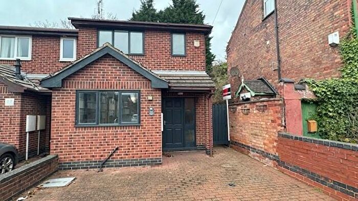 3 Bedroom Property To Rent In Highfield Road, Nottingham, NG7