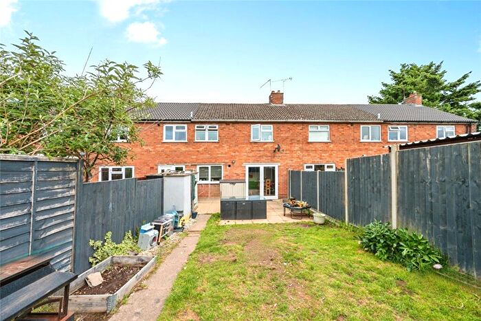 3 Bedroom Terraced House For Sale In Millbank, Warwick, Warwickshire, CV34