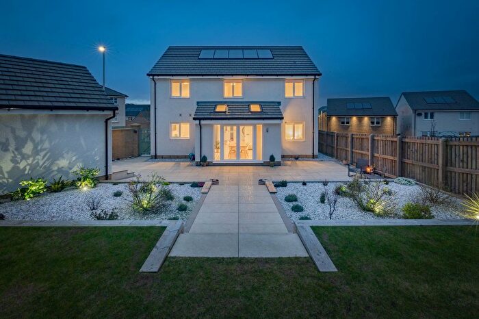 5 Bedroom Detached House For Sale In Lourie Crescent, Bo'ness, EH51