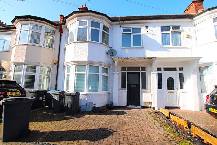 2 Bedroom Flat To Rent In Bingham Road, Croydon, CR0