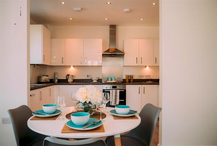 2 Bedroom Detached House To Rent In Milard Grange, Dunstable, LU5