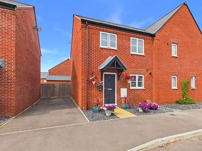 3 Bedroom Semi Detached House For Sale In Ironbridge Road, Twigworth, Gloucester, GL2