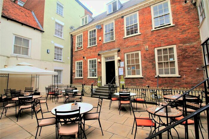 2 Bedroom Flat To Rent In Guildhall Hill, Norwich, NR2