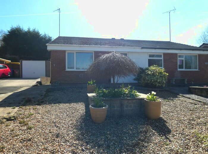2 Bedroom Semi-Detached Bungalow To Rent In Carr Field, Bamber Bridge, PR5