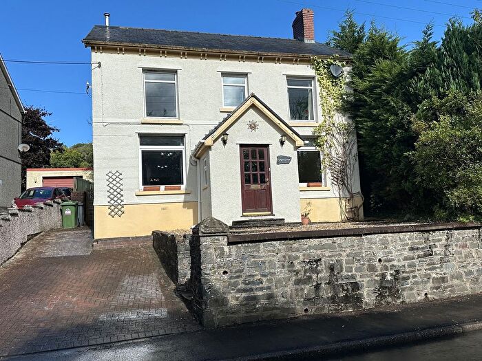 4 Bedroom Detached House For Sale In Heol Tawe, Abercrave, Swansea., SA9