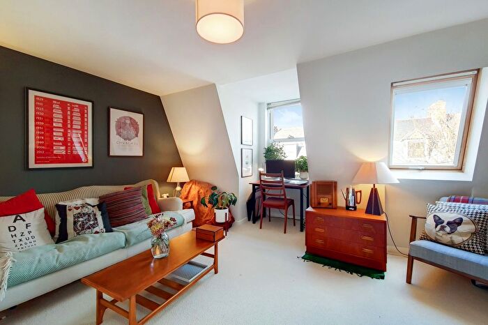 1 Bedroom Flat To Rent In Birnam Road, London, N4