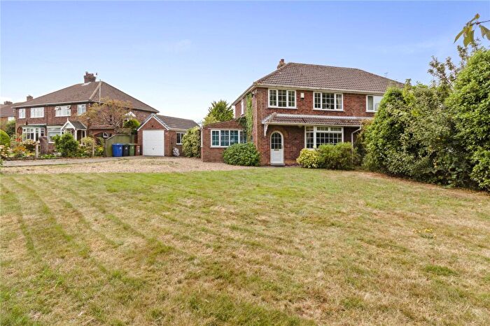 2 Bedroom Semi-Detached House To Rent In Grimsby Road, Waltham, Grimsby, DN37