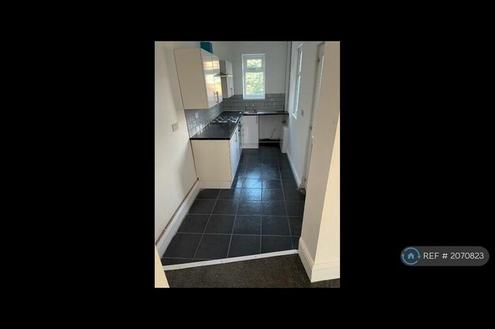 3 Bedroom End Of Terrace House To Rent In Eldon Road, Birkenhead, CH42