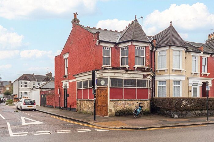 3 Bedroom Flat For Sale In St. Ann's Road, London, N15