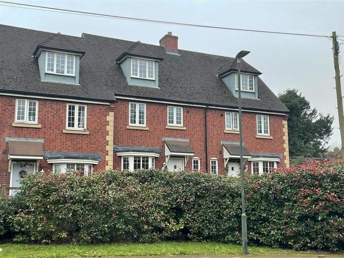 4 Bedroom Terraced House To Rent In Parsons Close, Dursley, Glos GL11