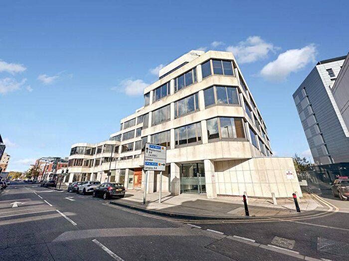 2 Bedroom Flat To Rent In Cornwall House, High Street, Slough, SL1