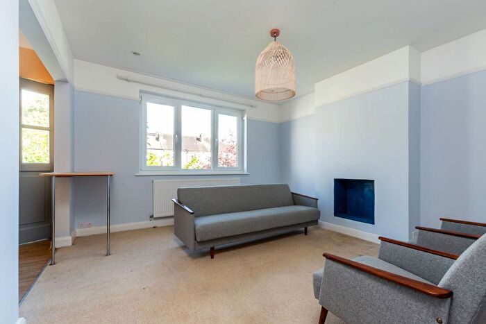 2 Bedroom Maisonette To Rent In Woodside, Wimbledon, London, SW19