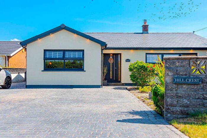 3 Bedroom Bungalow For Sale In Hillcrest, Pentwyn Road, Treharris, CF46