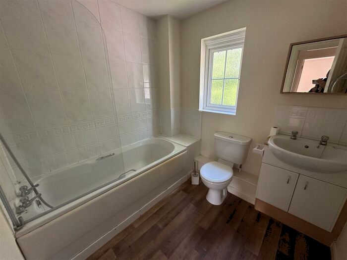 2 Bedroom Terraced House To Rent In Blackbird Crescent, Launceston, PL15