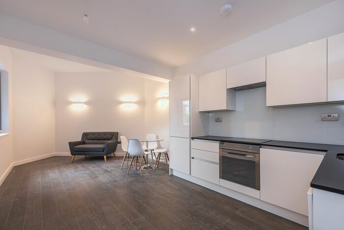 1 Bedroom Flat To Rent In Everard Close, St.Albans, AL1