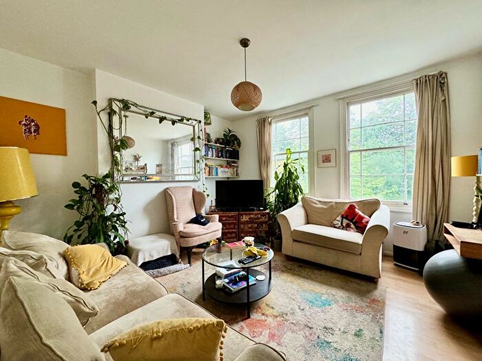 1 Bedroom Flat To Rent In Wray Crescent, Finsbury Park, N4