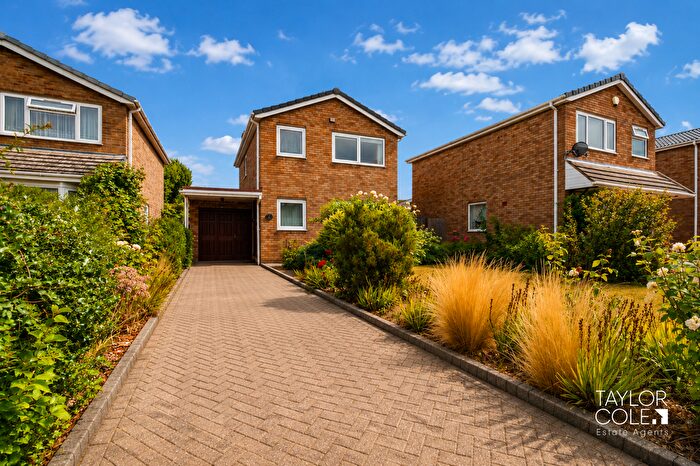 3 Bedroom Detached House For Sale In Falna Crescent, Tamworth, B79