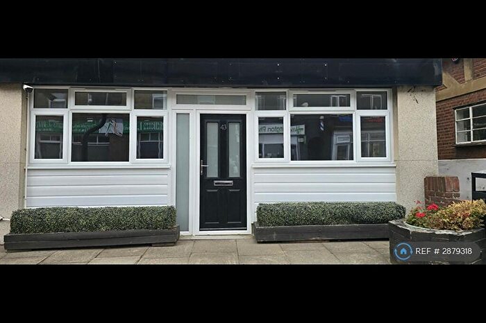 2 Bedroom Flat To Rent In Newington, Sittingbourne, ME9