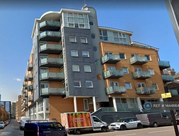2 Bedroom Flat To Rent In Artichoke Hill, London, E1W