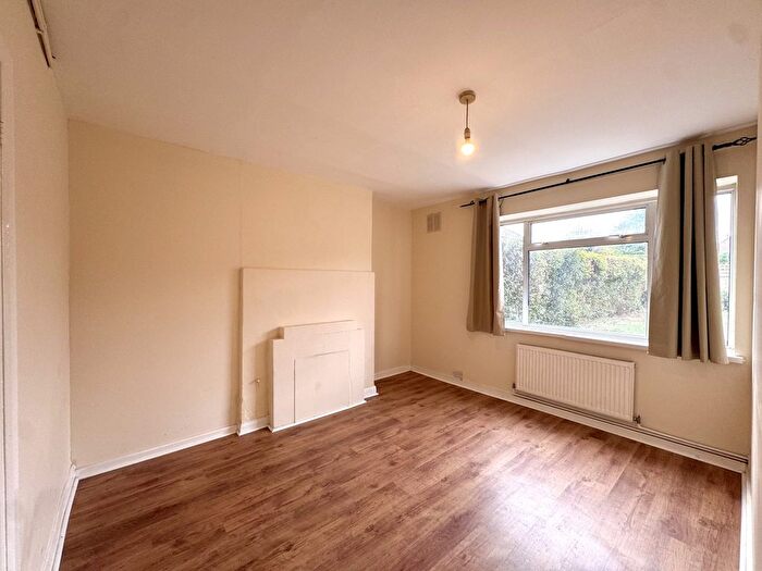 4 Bedroom Terraced House To Rent In Birchway, Hayes, UB3