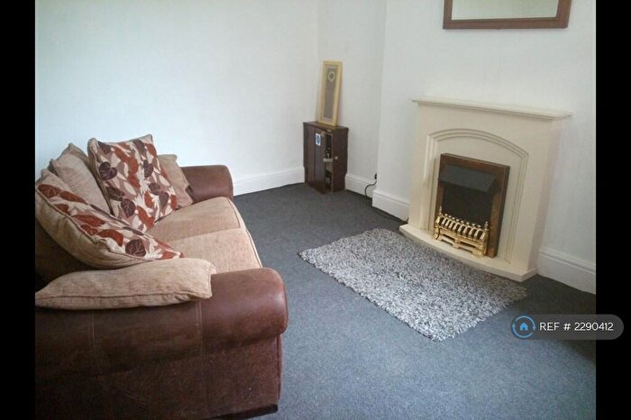1 Bedroom Flat To Rent In Queens Road, Hoylake, CH47
