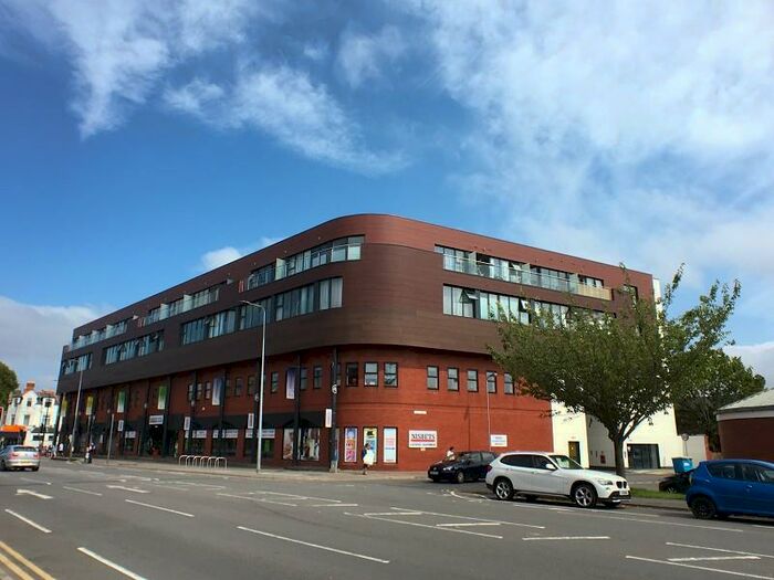 1 Bedroom Flat To Rent In Wellington House, Lewis Street, Cardiff., CF11