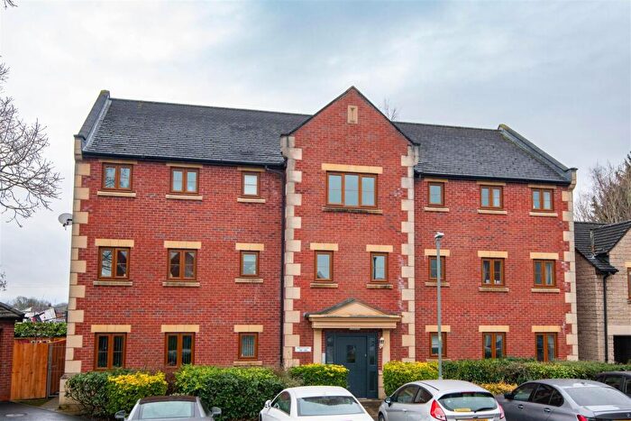 2 Bedroom Apartment For Sale In Abbotts Close, Walton-Le-Dale, Preston, PR5