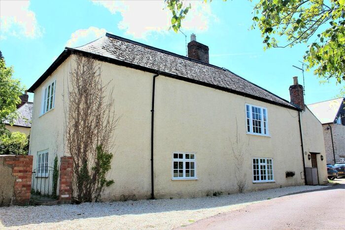 3 Bedroom End Of Terrace House To Rent In Hele Manor Farm, Hele, TA4