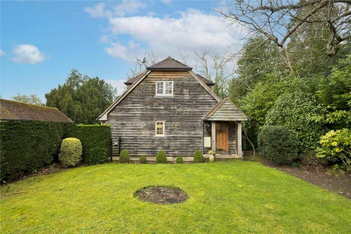 2 Bedroom Apartment To Rent In Petworth Road, Chiddingfold, Godalming, Surrey, GU8