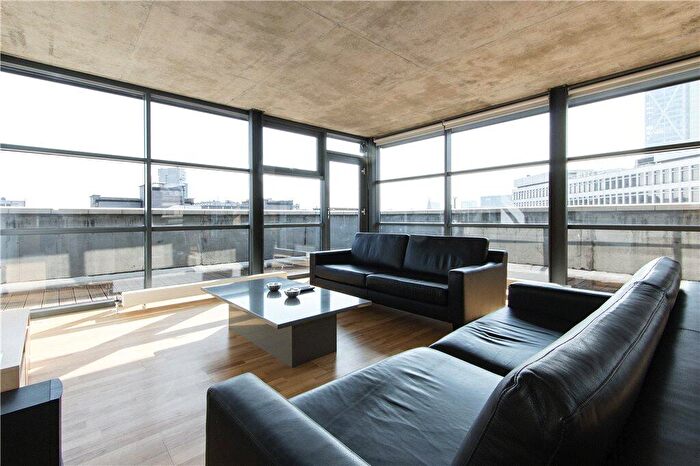 2 Bedroom Apartment To Rent In New Inn Broadway, Shoreditch, London, EC2A