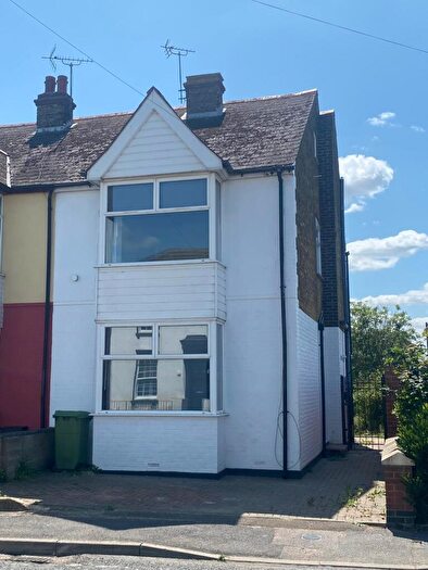 3 Bedroom Semi-Detached House To Rent In Marine Parade, Sheerness., ME12