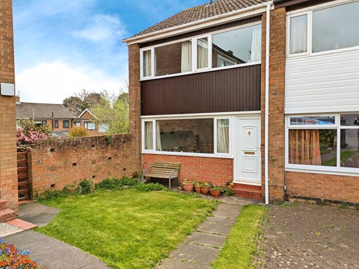 3 Bedroom End Of Terrace House For Sale In Calvus Drive, Heddon-On-The-Wall, NE15