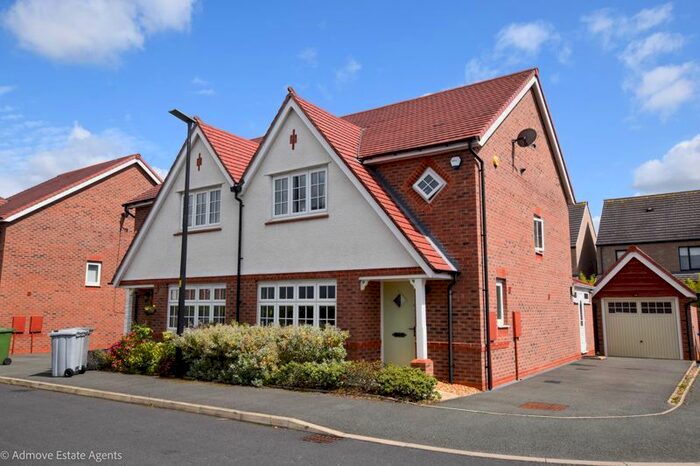 3 Bedroom Semi-Detached House To Rent In Sandiacre, West Timperley, Timperley, Altrincham, WA14