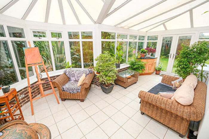 4 Bedroom Semi-Detached House For Sale In Ravensbury Road, Orpington, BR5