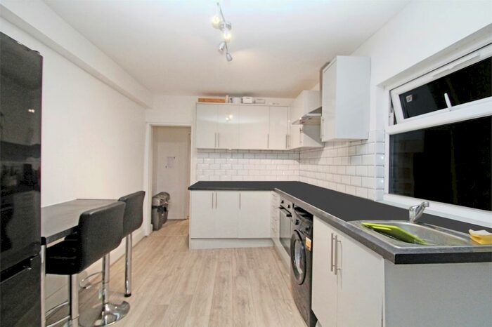 4 Bedroom Terraced House To Rent In Mill Avenue, Uxbridge, Greater London, UB8