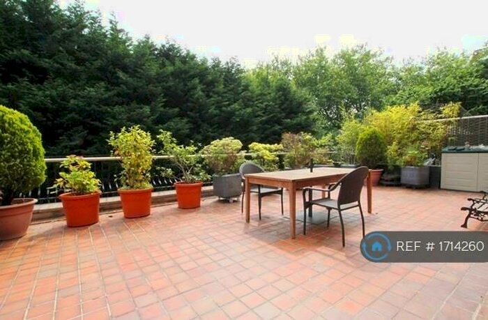 2 Bedroom Flat To Rent In Windermere House, Liverpool, L17