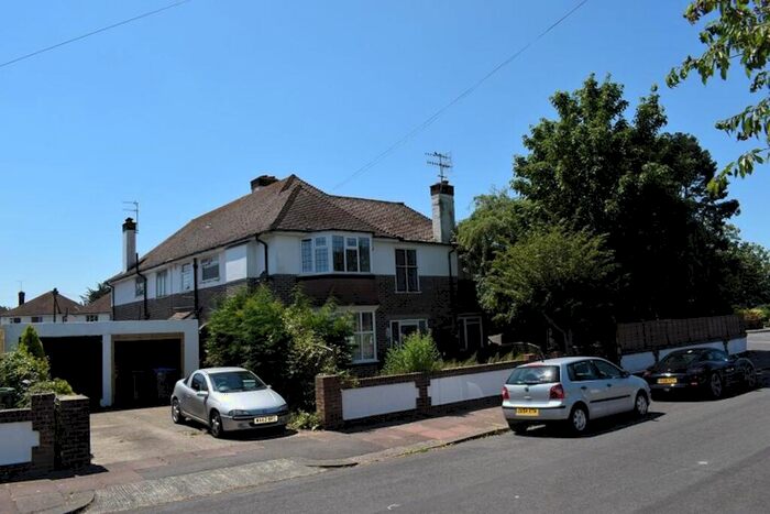 3 Bedroom Flat To Rent In Lavington Road, Worthing, ., BN14