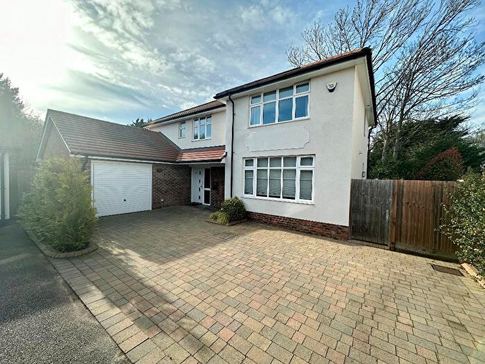 5 Bedroom Detached House For Sale In Church Way, Sanderstead, Surrey, CR2