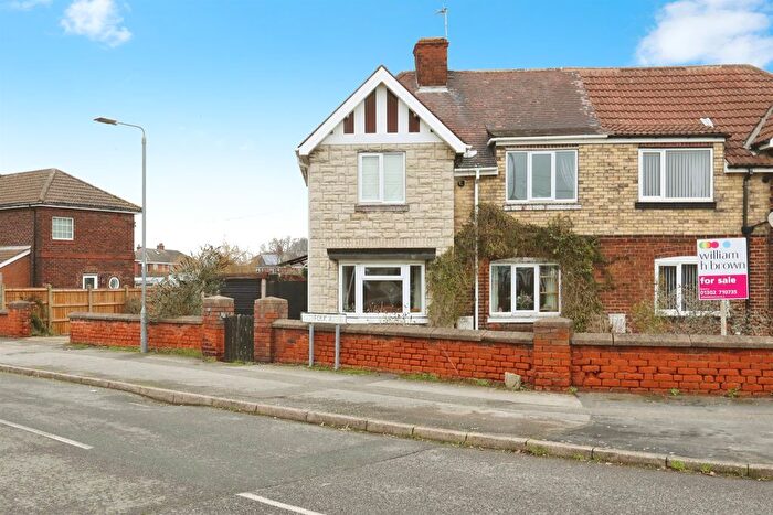 3 Bedroom Semi-Detached House For Sale In Norfolk Road, Bircotes, Doncaster, DN11