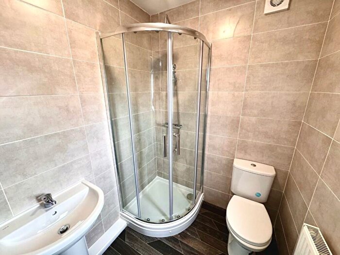 3 Bedroom Semi-Detached House For Sale In Wingate Close, Burnley, BB12