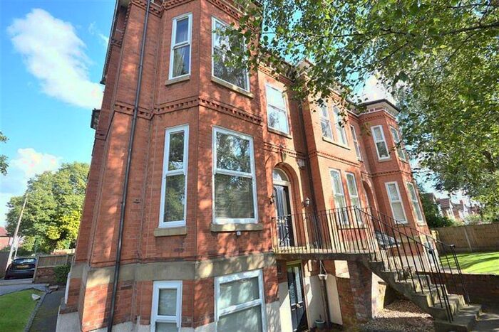 2 Bedroom Flat To Rent In Washway Road, Sale M33