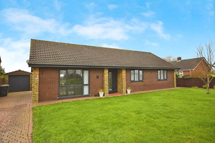 3 Bedroom Detached Bungalow For Sale In Chapel Lane, Addelthorpe, PE24