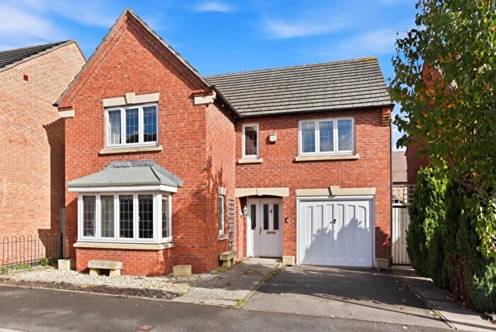 4 Bedroom Detached House For Sale In Hill View, Stratford-upon-Avon, CV37